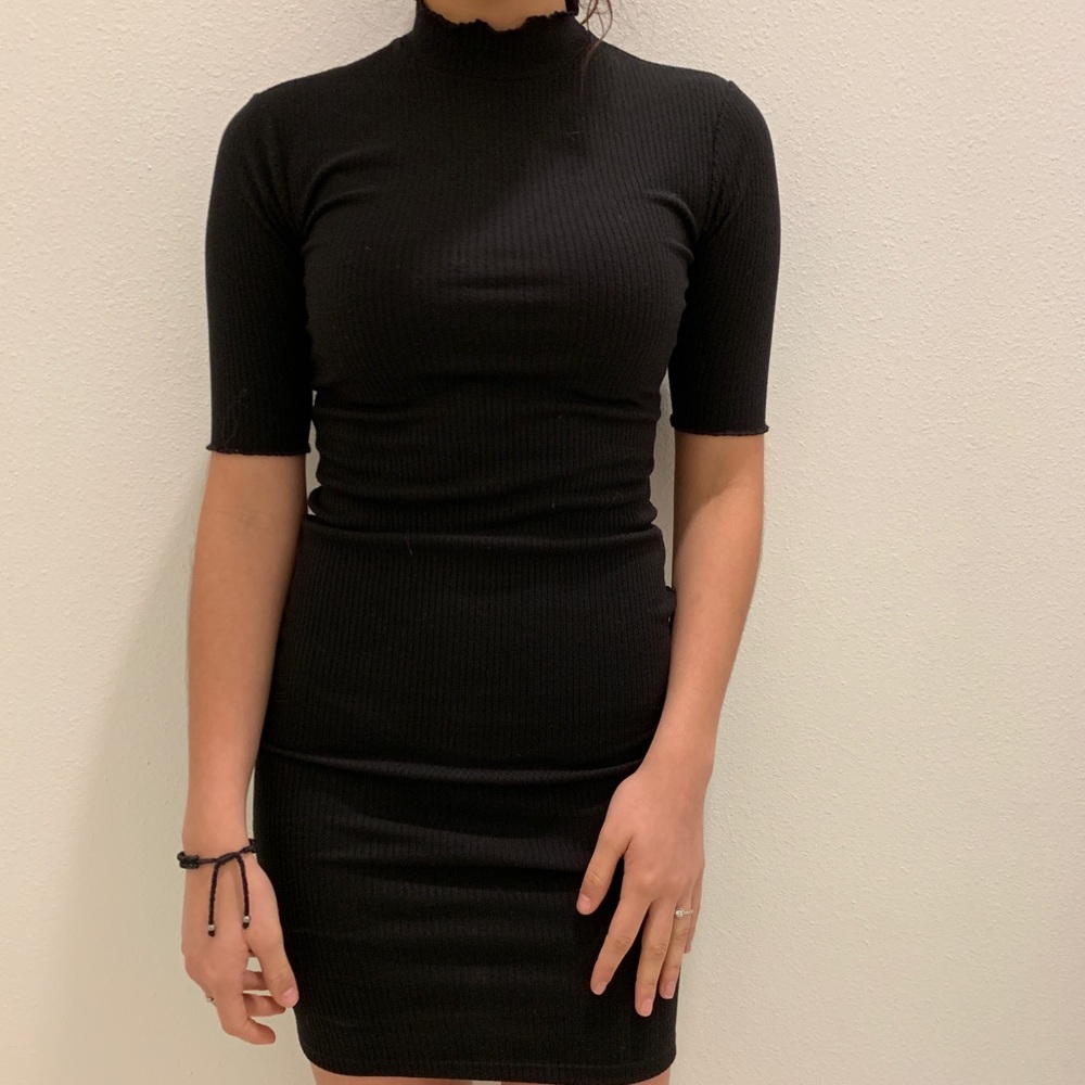 tight black dress